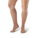 Medias de compresión para mujer a la rodilla con punta cerrada, nivel 20-30 mmHg, color beige para soporte vascular y varices
