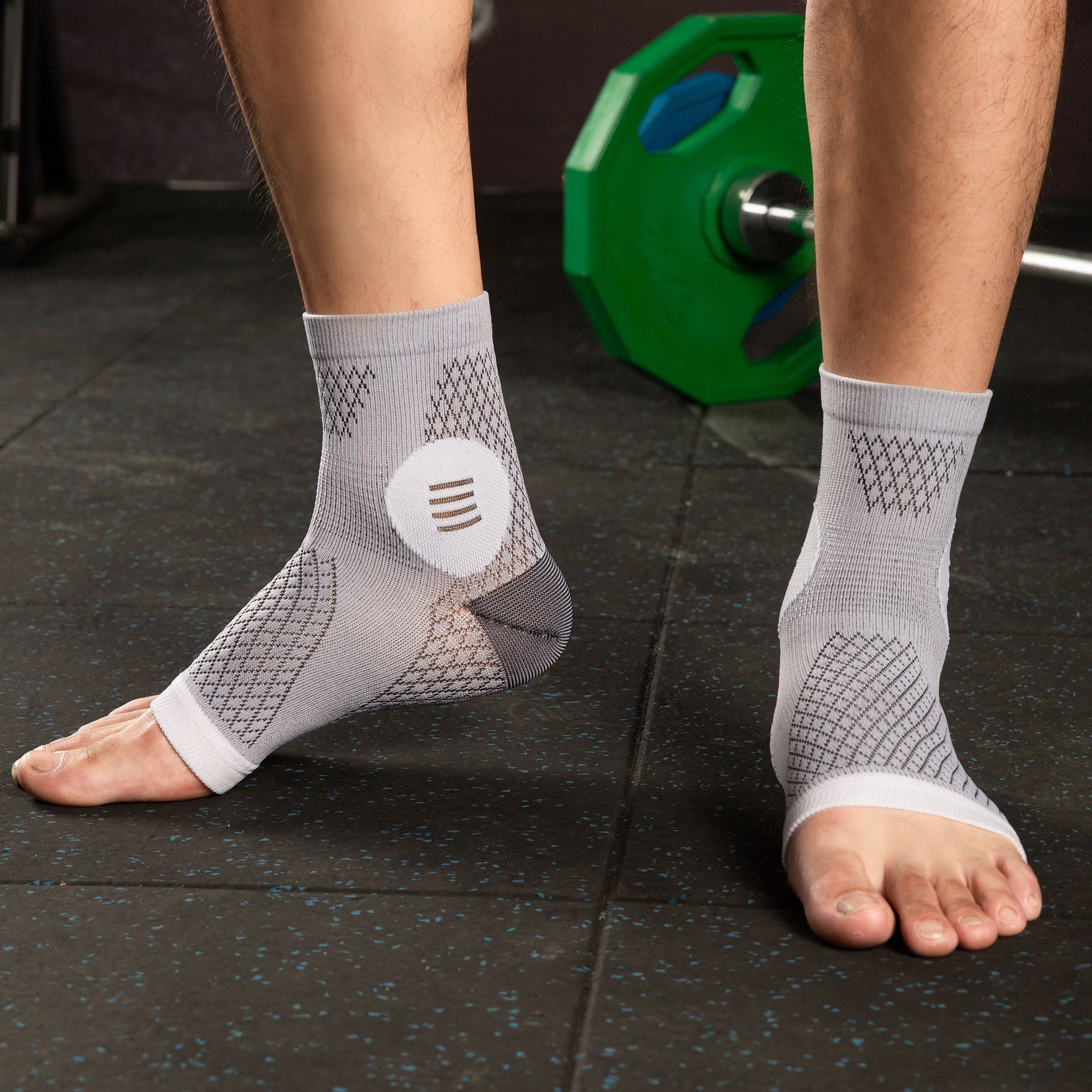 Tobillera de compresión gris para fascitis plantar, nivel 20-30 mmHg, diseño deportivo de punta abierta para soporte de tobillo y talón 